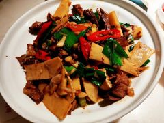 笋片炒小牛肉-涌上外婆桥(南塘店)