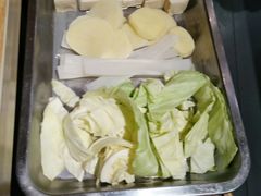 -超越炭火牛蛙火锅鸡(河东店)