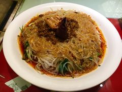 -吴记酱骨炖菜馆(西大直街店)