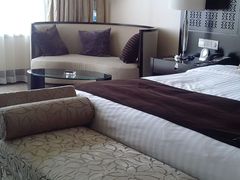 C:\Users\co00115\Desktop\Nov\IMG_20131113_132504-无锡君来洲际酒店