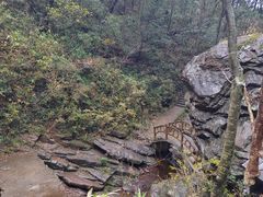 -燕子河大峡谷天坑仙境