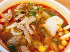 生烫鲜牛肉粉-江三王记牛杂馆(总店)