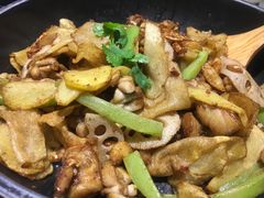 -蛙蛙叫干锅年代(簋街总店)