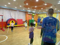 -卓跃儿童运动馆·体能·跳绳·篮球(滨江东中心店)