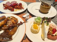 -松咖啡自助餐厅·松北香格里拉