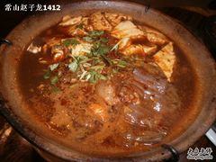 红白豆腐-三鞭一花·独一处·元英砂锅(海光寺店)