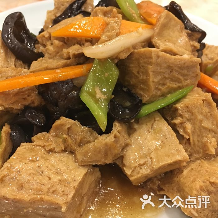 小锅饭豆腐馆饭盒蒸刀鱼图片