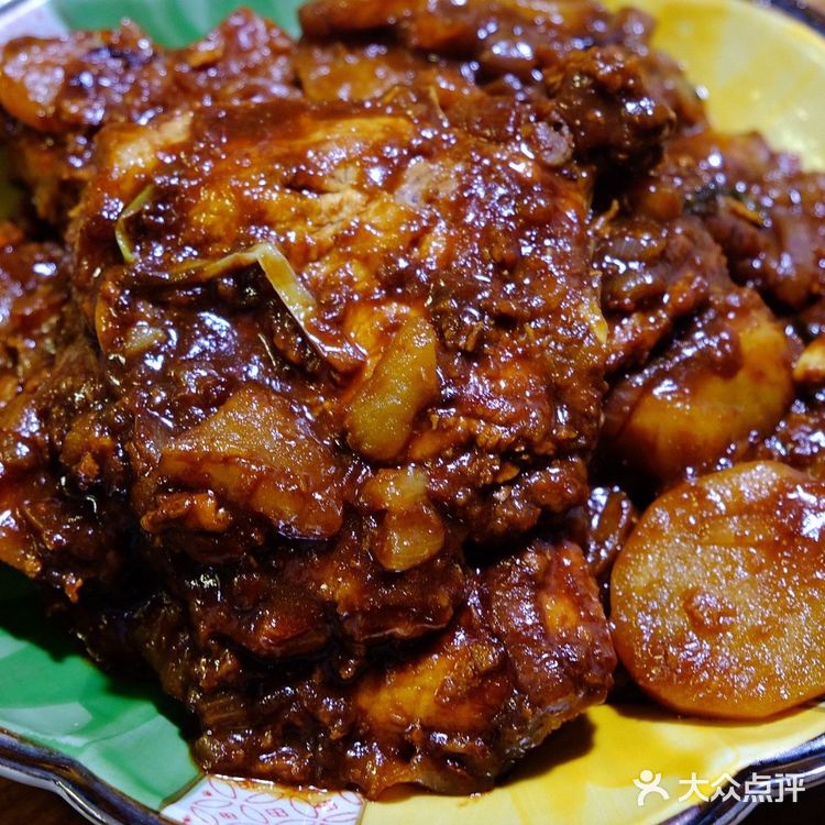 洋葱土豆烤大排 多一份滋味