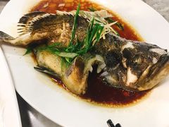 -四川小胡子海鲜(丁村万人海鲜广场店)
