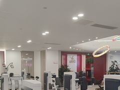 -英派斯健身旗舰店(海信国际中心馆)