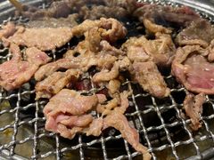 -啊美丽炭火烤肉(滑翔一店)