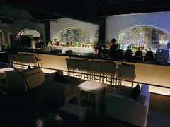 -穹六人间 people 6(岳阳路店)