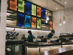 -港丽餐厅(高德置地店)