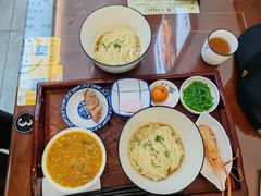 -百年老字号·观振兴蟹黄面·三虾面·苏式面(观前街富仁坊巷店)