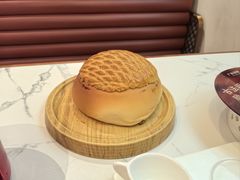 福气满满菠萝包-广府汤语·靓汤·早茶·小粤菜(仁恒梦店)