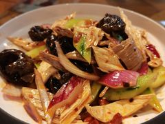 -肘子酥·天津菜·特色捞面(德云社店)