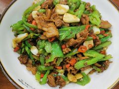 -湖南人家湘菜馆(镇江路店)