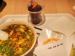 西付岐山臊子面-白起肉夹馍