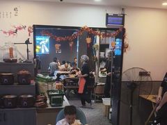 -老街烧烤大排档·地道湖北菜·龙虾馆(汉口火车站店)