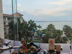 -V Bar海景扒房(北海湾惠龙万达嘉华酒店)