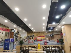 大堂-江城燕子大排档(江汉路步行街店)