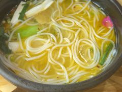 -桥香园过桥米线(国贸店)