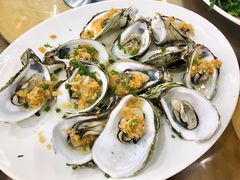蒜蓉蒸生蚝-明记海鲜大排档(巽寮湾店)