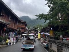 -华冠悠岚·庭院餐厅(青城后山店)