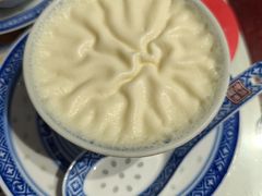 -广信牛奶甜品世家(台东店)