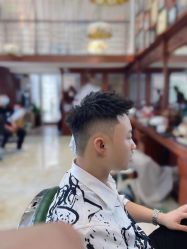 -尼特斯男士发型馆