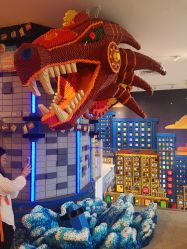 -乐高品牌旗舰店(人民广场店)