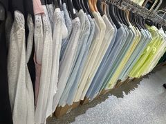 -YONEX苗江运动城(源深店)
