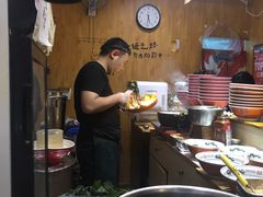 -老龙亭拉面店