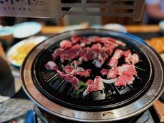 -炭小牛果木烤肉