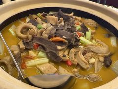 广式牛杂煲-地摊风云龙虾烧烤铺(润和国际店)