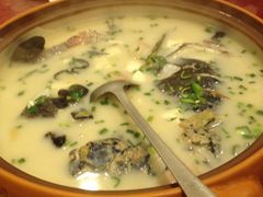 鱼头汤-旭龙鱼头王(航华店)