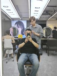 -藤野造型烫发染发