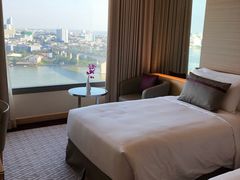 -阿瓦尼河滨曼谷酒店