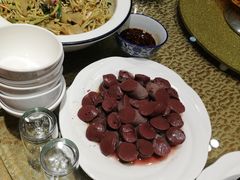 -老码头黑皮肘子锅包肉(赣水路店)