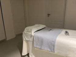 -JNK皮肤管理中心