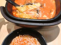 -阿香米线(凯德广场.1818店)