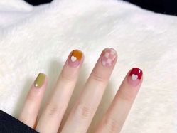 -悦指间美甲美睫