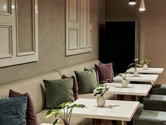 -潮一不贰·法式甜品·生日蛋糕·西式简餐(外滩店)