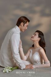 点击看大图 -挪娅婚纱摄影皇家会所