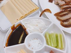 -鑫巴蜀小镇 · 水煮鱼专研店(玉桥店)