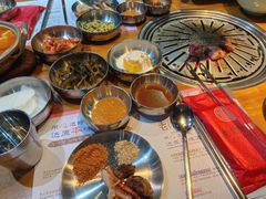 -老炉家木炭烤肉(长江国际店)