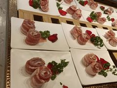 -山焱·炭火自助烤肉(周浦万达店)