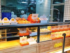-鲍师傅糕点(江苏路店)