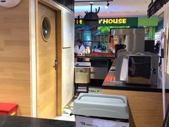 -luckincoffee瑞幸咖啡(顺义华联商厦店)