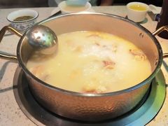 胡椒猪肚鸡-顺德公广东猪肚鸡·煲仔饭(白石洲店)